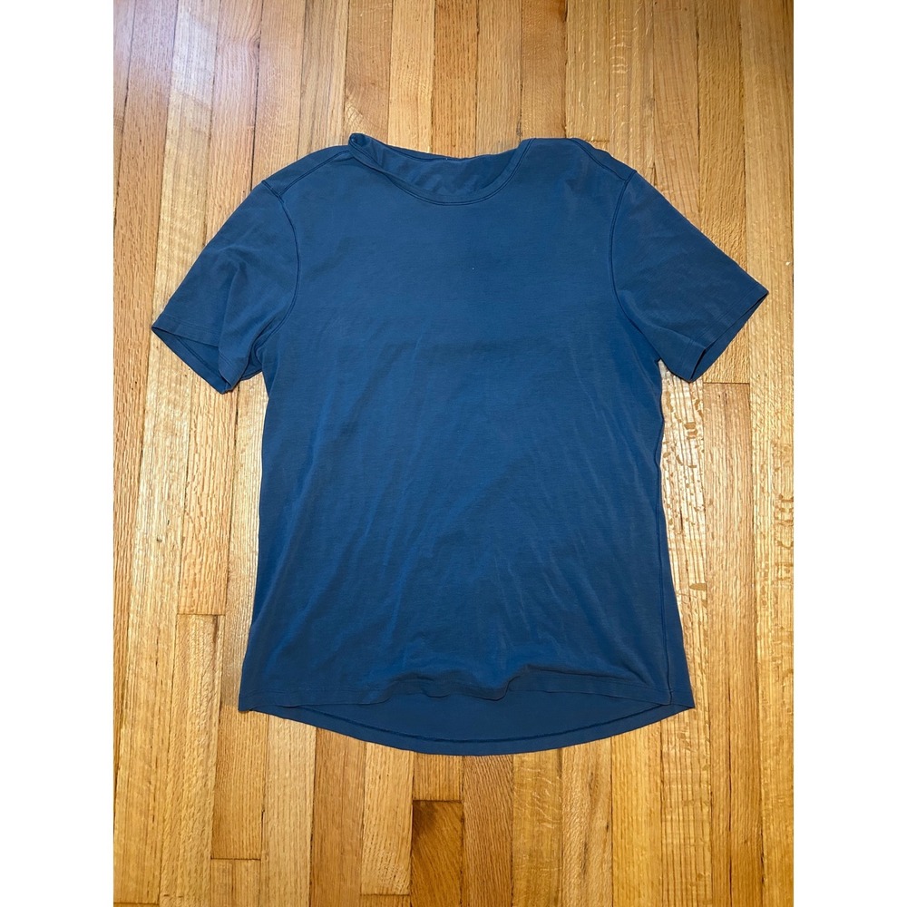 Lululemon Mens Short Sleeve Athletic T-Shirt Blue Curved Hem Activewear Tee